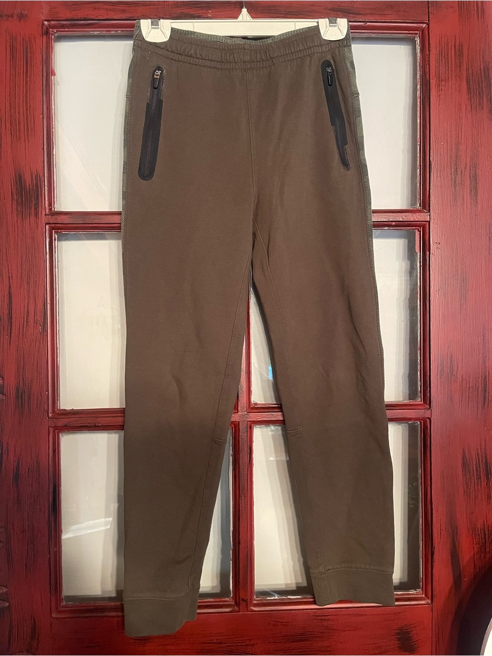 Old Navy Kids Jogger Green and Camo Sweatpants with Zipper Pockets